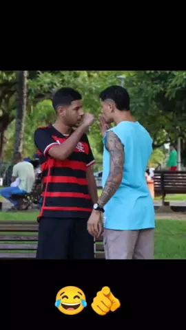 pegadinha encarando estranho na rua #pegadinha #sorria #tiagojose 