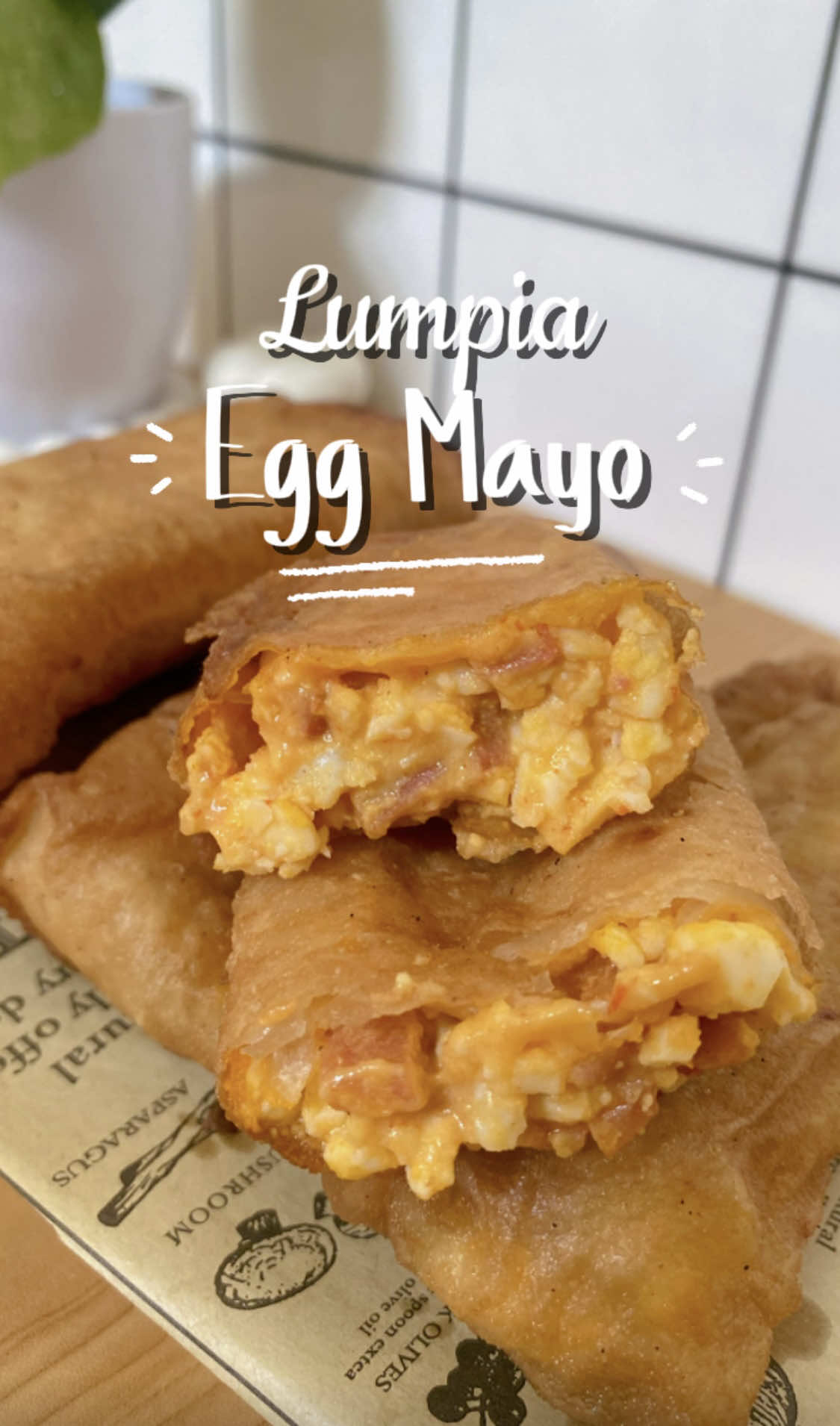 Lumpia Egg Mayo🫔🥚✨ Ide cemilan gurih yang bikinnya super simpel dan rasanya enak plus ngenyangin banget. Luar nya garing dalam nya full isian yang creamy, manis, pedas, gurihh 🤤 Yuk selama mencoba ya🫰🏻❤️ #idecemilansimple #cemilansimple 