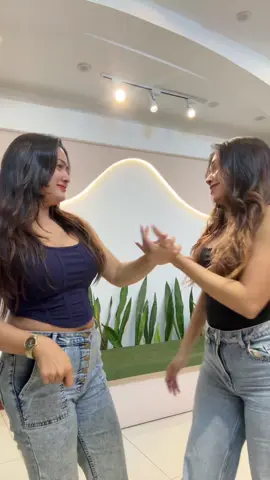 අපේ නැටිල්ල 😂 @Dilki Uresha #sachinthanikaushalya #fypシ゚viral🖤tiktok #slactress #viral #fyppppppppppppppppppppppp #trending #selflove #fypdong #fyp #fy #onemillionaudition #fypage #srilanka #funn 
