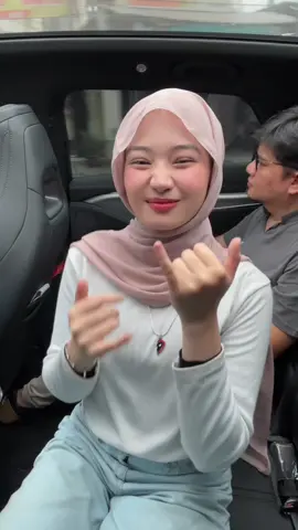 hehe hi ayah | pashmina from @Tabeenaa Hijab 