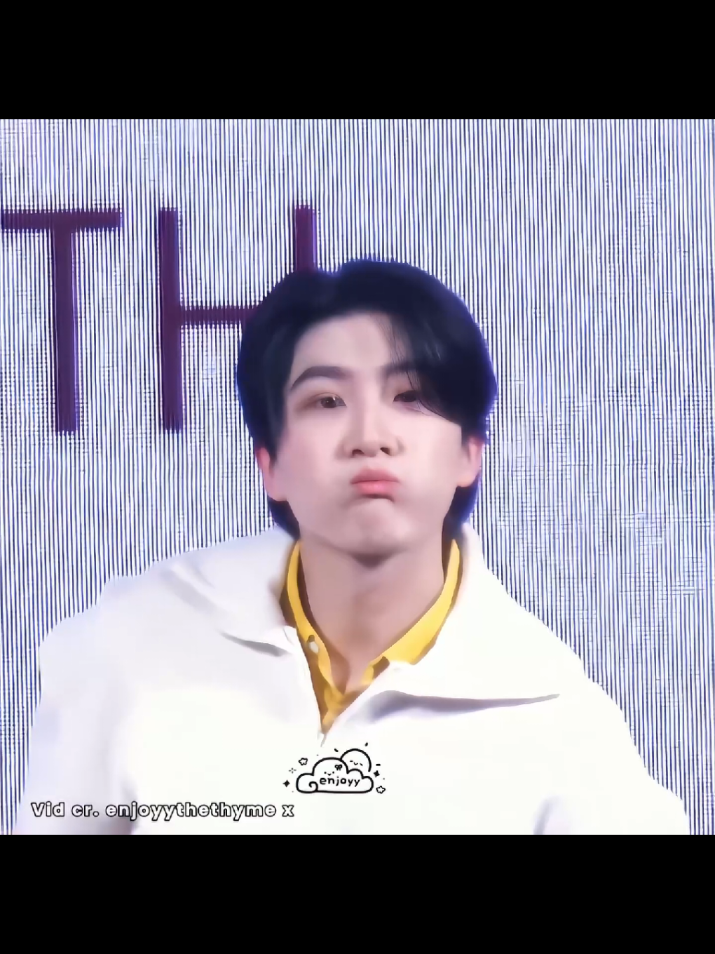 🐈: humpp! @khaotungg  #เฟิร์สข้าวตัง #firstkhaotung #khaotungg 