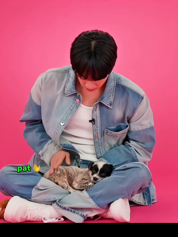 Awww..😍🥰❤️ #bts #btsarmy #bts_official_bighit #jin #foryou #viral #foryoupage #trending #fyp 