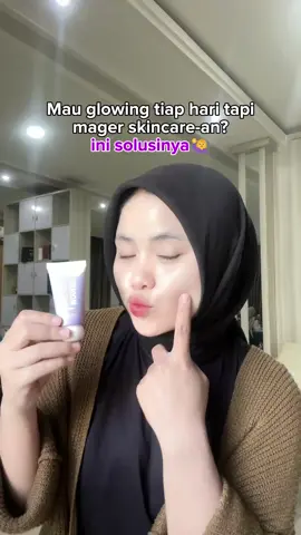 Solusi buat kamu mager#mooipureglow #yourselfmatters #fomonyamooi #moisturizer #mooistoneupbooster #beautyhacks #fyp