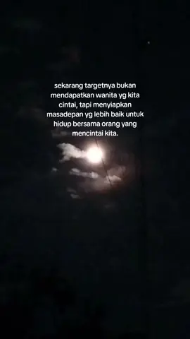 #motivation #foryoupage❤️❤️ #lewatberanda #masukberandafyp #laguviral #ssad🤧💔_🎶_ #katakata #🥀🖤 #storytime #minang #quotess #pejuangrupiah #kulipabrik #fpy #fpyシ #malam 
