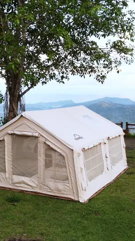Camping dengan kenyamanan  Coody 13.68 pro air tent Tenda angin seluas 13.68 m2 Hadir dengan 3 warna: biege, black & army green. Tenda angin premium & peralatan Outdoor Coody Tenda Indonesia Official distributor  #CoodyTendaIndonesia #camping #tenda #tendaangin  #Outdoors