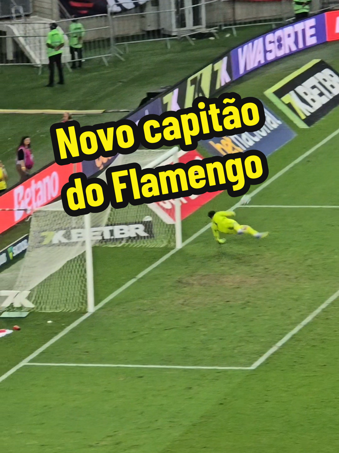 Se Gerson for embora tem que ser o Rossi. #Flamengo 