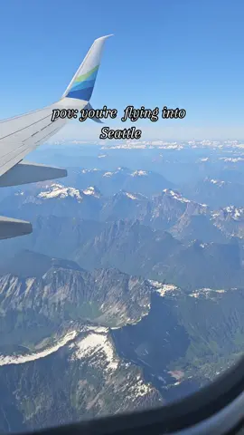 #seattle #mtrainier #views #traveltiktok #plane #washington #seattletiktok #travel #pnw #fyp 