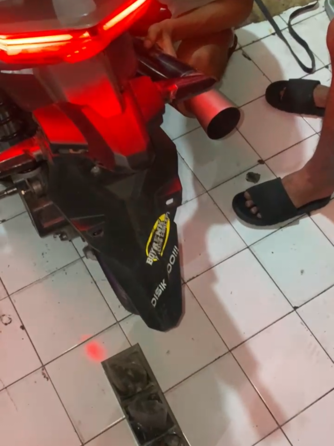 nemen kon iki🗿 #uburuburgank #uburuburgank👿 #standarkirian #59gank #vario125 #matickemaki 