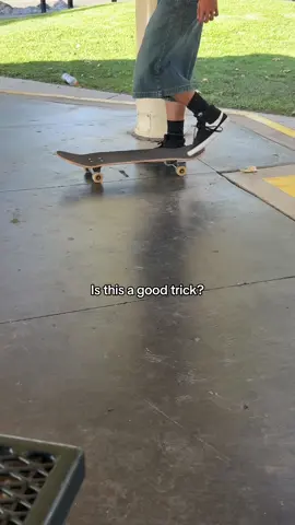 Is this a good trick everybody? #foryou #fyp #Skateboarding #skating #skatingtiktok #foryoupage 