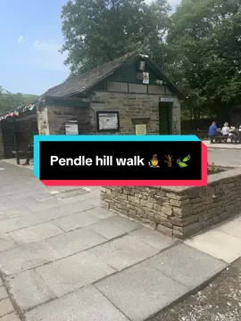 #pendlehill #lancashirepolice #countryside #walks 