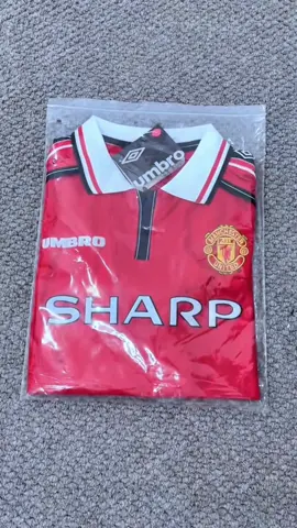 MANCHESTER UNITED HOME 1998 1999 TREBLE WINNER #manchesterunited #gloryglorymanunited #jersey #jerseybola #foryoupage 