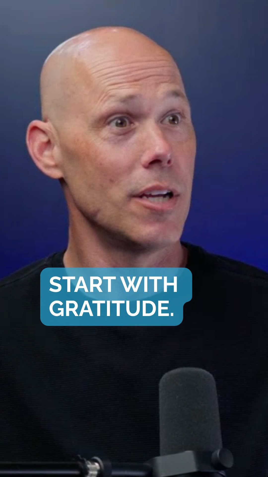 5 minutes can change everything when you focus on gratitude. A simple daily habit can make a lasting impact.  #gratitude #5minutes #gratitudejournal @Sparks of Gratitude 