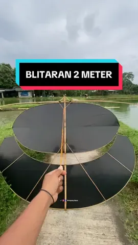 Nyoh pek en.   .. . . . . . #pelayangdesa #pdlocalkite #gapanganlodoyo #pdinnovative #layanganblitar #pdkitestore #gapanganlodoyo #layanganblitar #gapangan #layangangapangan 
