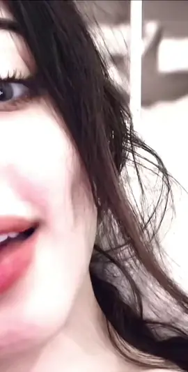 بعيوني بعيوني شلته سنين ❤️