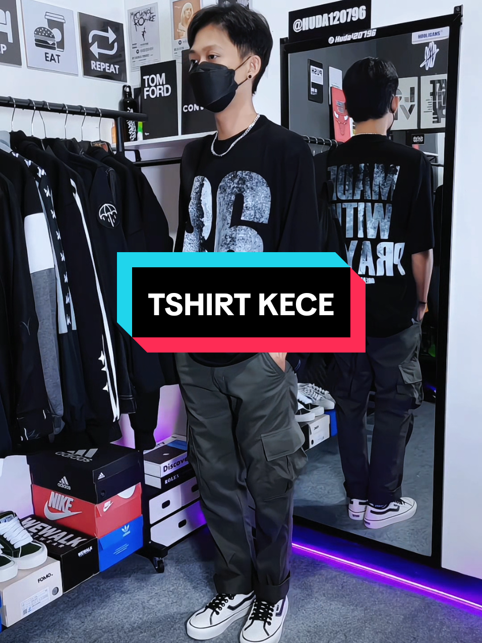 Sumpah ini keren euy 😎 T-SHIRT OVERSIZE. Buruan Ceckout di keranjang kuning ! Tanya size tulis di komentar. 👌 #tshirtoversize #tshirtkeren #rekomendasitshirt 