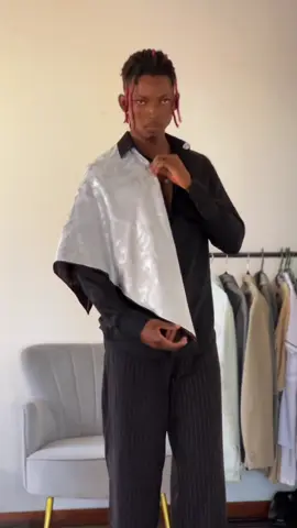 easy shirt hack✨Tutorial >>>  #hack #tutorial #fashion #model #OOTD #outfits 