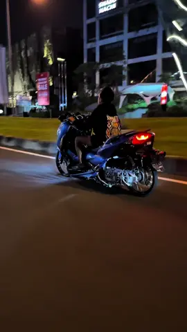 rawrr #xmax #xmaxring17 #xmax300 #xmaxดิว่ะ #fyp #xmaxchonburi #xmax300thailand #xmaxmodifikasi #xmax17style #xmax250 #xmaxthailand #Xmax #xmaxindonesia #foryoupage 