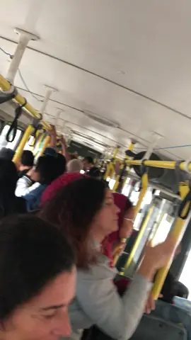 E isso todo o dia #onibuslotado #escolapublica #itaborai 
