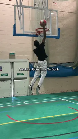 It’s that easy #fyp #viral #vertical #basketball #dunk #dunking #transformation 📸@lallanation123 