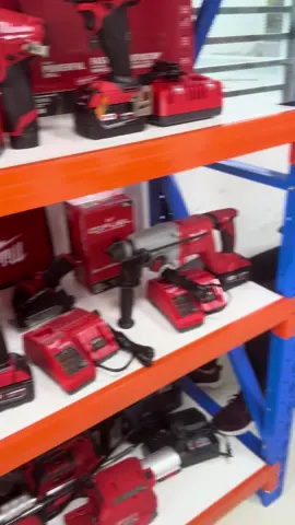 #herramientas #taladros #milwaukee #dewalt 🙆🏻‍♂️🤣