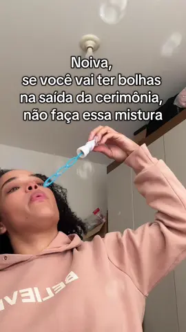 Bolhas de sabão pra saída dos noivos #noivos #casar #casamento #prometidos #wedding #bride 