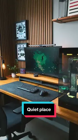 Desde quando comecei à montar o meu setup sempre prezei pelo conforto e pela paz que ele me traria. Posso dizer que cada vez mais o meu setup me traz esses sentimentos. E isso é extremamente satisfatório! __________ Ever since I started building my setup, I have always valued the comfort and peace it would bring me. I can say that my setup brings me these feelings more and more. And that is extremely satisfying! __________ A lista de todos os meus periféricos, peças e mobília você pode pode encontrar no link da minha bio __________ #deskdecor #deskgoals #desksetup #desktour #officedecor #officedesign #officegoals #officeinspiration #officeinspo #setupgamer #setupinspiration #GamingSetup #homeofficedecor #pcgamer #pcgaming #cozyvibes