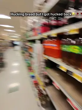 Follow for unlimited bread huck vids#radicalwoods #Funny #harmless #bread 