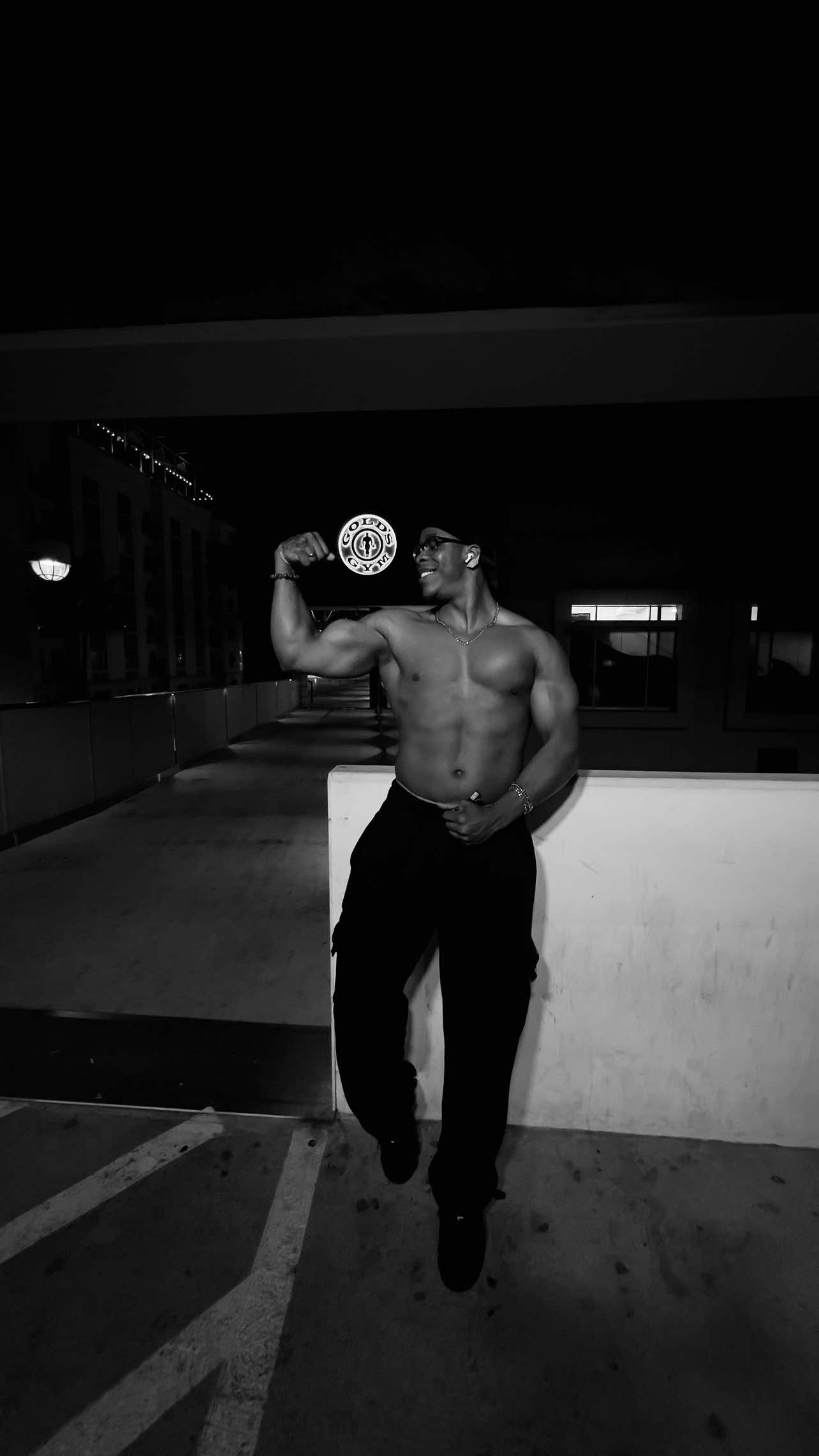 missing the days 315  use to move like butter 💔 attempting the greatest lean bulk of all time 📈 #benchpress #breathedivinity #fitnessmotivation #gymtherapy #christian #gains #youngla #darcsport 