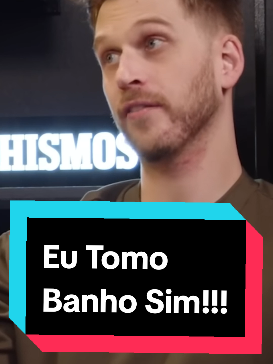Quem Não Toma Banho? #chines #frances #angolano #humor 
