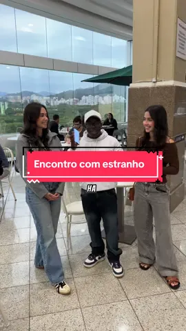 27-parte| Encontro com estranho  #combinaounaocombina #abordandoestranhos #abordandopessoas #olider36 #beijooutapa #rolizinho #brincadeiras 