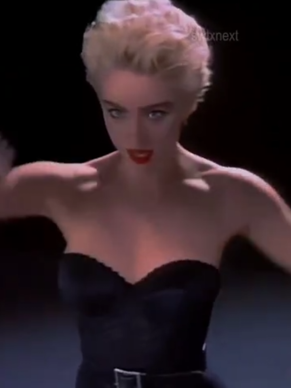Papa Don't Preach - Madonna　✴︎˚⋆ . . . . . #Madonna #fy #edit #lyric  #CapCut #80s #80smusic #90s  #Pride #ValentinesDay #tradução #pop 