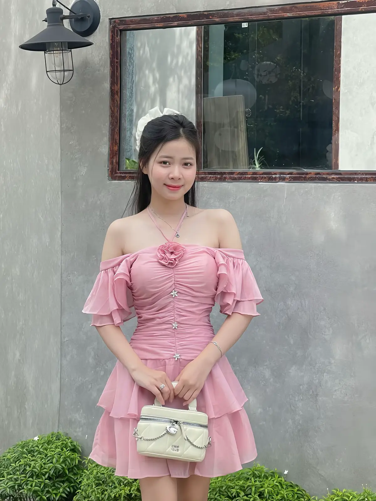 Xin chào tuổi 18 💗 mong em mỗi ngày đều vui vẻ .Đủ mạnh mẽ để vượt qua mọi thăng trầm của cuộc sống 💗 Chúc em thành công trên con đường em chọn ,hạnh phúc bên gia đình, bên người mình thương 💝#tuoi18 #xh #fypシ #hpbd #xinhgai 