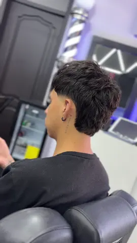 Corte: Mullet + Efecto Semi ondulado 💈⚡️  Productos: @NishmanEc  Modelo: @TEGO🇪🇨  Citas en mi IG 📲 #litquina #mullet #semiondulacion #CapCut 