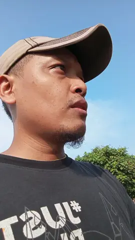 Salam Olahraga #sorotan  #jangkauanluasfyp  #jalansantai 