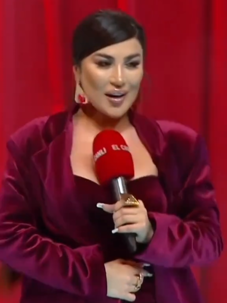 Nəfəs - Getmir  #nefes #nəfəs #getmir #mahnilar #musiqi #kesfet  @Nefes 