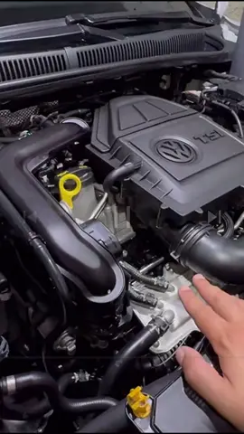 Líquido de arrefecimento G12 motor Virtus Nivus Polo Golf Tcross Amarok Jetta #virtus #volkswagen #tsi #dicasautomotivas #stagecar #tcross #oficina #mecanica #nivus #motor3cilindros #mecanica #motor3cilindros 