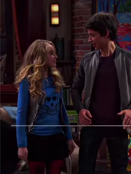“He’s my husband” 💀 #maya #riley #girlsmeetsworld #rileymatthews #mayahart #rowanblanchard #sabrinacarpenter #clip #clips #joshuamatthews #uriahshelton #corymatthews #bensavage #disney #disneychannel #disneyplus #edit #edits 