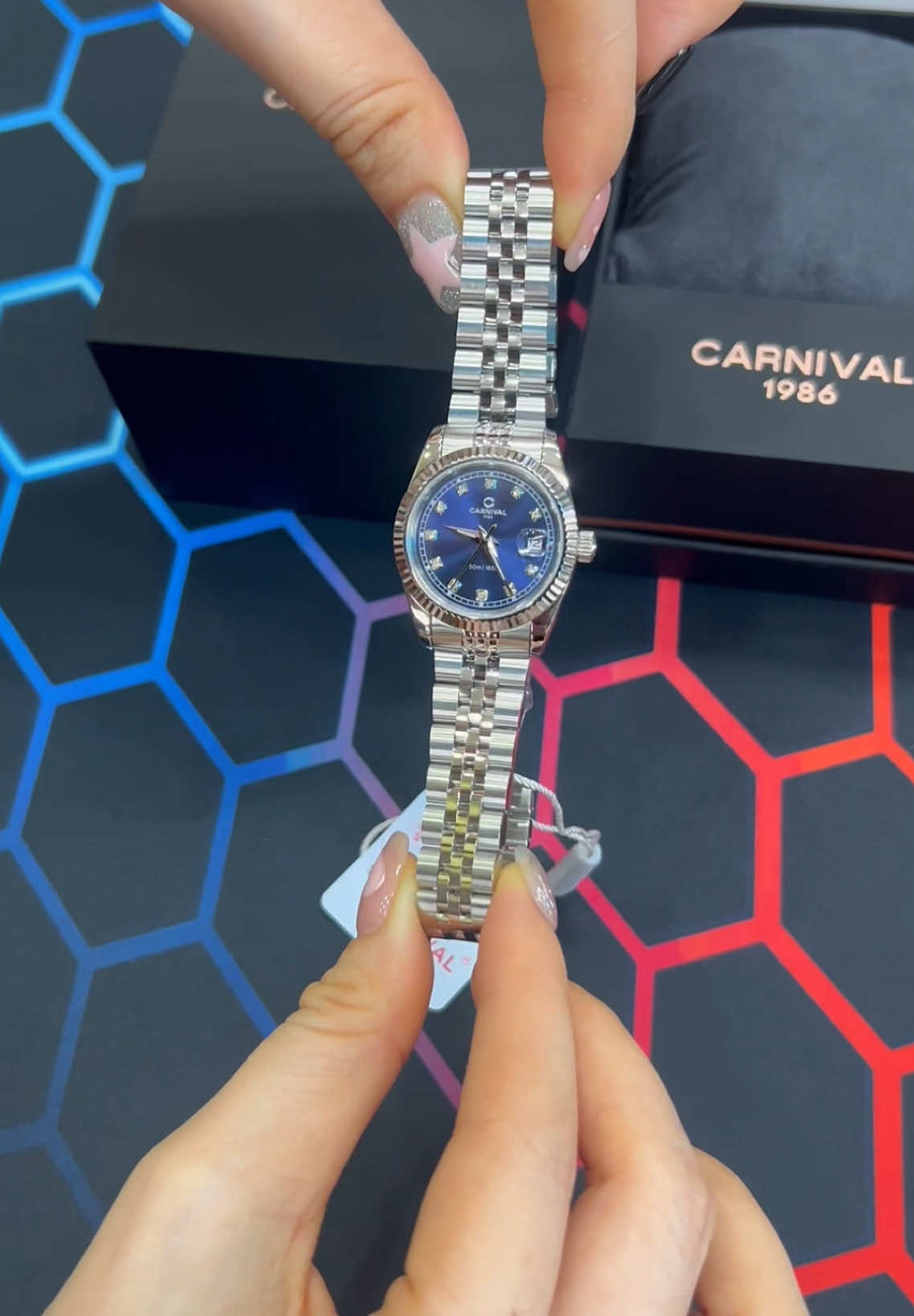 100 điểm cho sự xinh đẹp này 🤩 #carnival #trending #xuhuongtiktok #dongho #xh 