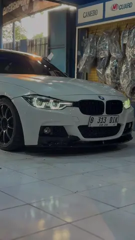 ‼️BMW F30 DIESEL‼️ Upgrade Dynamic Ambient Light FOLLOW OUR OFFICIAL ACCOUNT @variasi_depoaudio For More Info : 📞  021 86613158 WA 0877 7812 5926 🏢 Jl. Jatiwaringin Raya No. A5b RT. 8/RW5, Cipinang Melayu, Kec. Makasar. Jakarta Timur #depoaudio #depoaudiovariasi #depoaudiojaktim #bmw #bmwf30 #bmwdiesel #ambientlight #fyp 