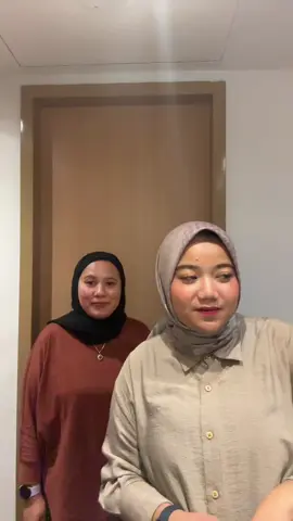 tau kan ini pasti take berapa kali dan latihan berapa kali 😂😂😂 #shutupanddance #fyp #joke @uni ike 