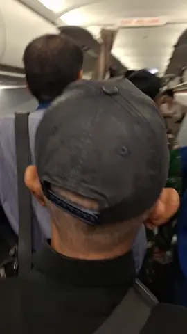 Detik-detik para penumpang memasuki pesawat batik air cocok buat prank temen stori ig view malam hari#lion gruppp#fyppppp indonesia