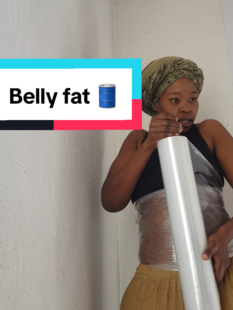 Day 3 : Plastic wrap trainer method  Step 1: Apply Castor oil  Step 2: Wrap waist with plastic  Step 3: Use waist trainer  Step 4: Another waist trainer (I kept the 2nd one from 8am - 5pm) I couldn't breathe 😂 Step 5: Love yourself ❤ #fyp  #shorts #weightlosstransformation  #trending  #gym #mom  #workout #newmom #tips ❤🙏🏾