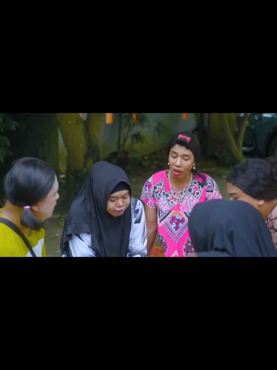 DIHABISKAN #kontrakanrempong #videolucuseries #warintilofficial #fypシ゚ #hiburantiktok #viral_tiktok 