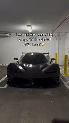 They even made it extra light, and not to mention there is no doors 🙄 #supercars #ktm #ktmxbow #carbonfiber #hypercar #carspotting 