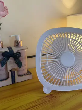 ICON Desk lamp fan silent office wall-mounted ceiling fan dormatory home USB charging desktop small electric fan under. #tablelampfan #fan #minimalist #tiktokfinds 