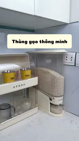 Thùng gạo thông minh nhỏ gọn tiện lợi #uforumall #uforu #trendingvideo #thunggao #thunggaothongminh #thunggao10kg #viral #xuhuong #giadungtienich #goclamsachuforu 