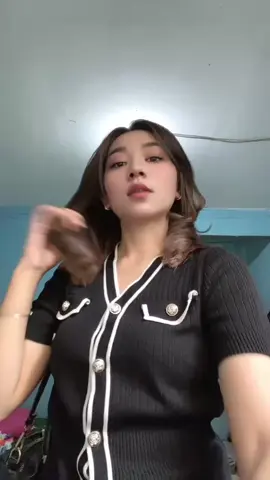 dibelakng ganggu aja 😁