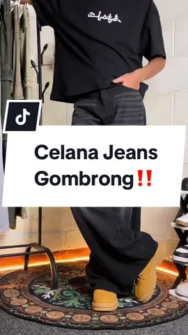 Membalas @vario_standar_konten celana jeans 80ribuan warna hitam nya udah restok bre #celanajeans #celanapendek #baggyjeans #celanapria #celanamurah #jeansoutfit #OOTD 