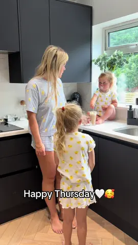 How do you explain what the day means to a 5 year old 😂😂😂😂😂 #family #familytime #familytiktok #fam #FamilyFun #familydays #tiktokfamily #familly 