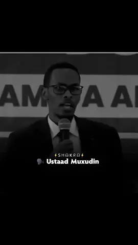 Ustaad Muxudin 📝📚#fypシ゚ #foryoupage #viralvideos #books #somalitiktok12 #abwaan 